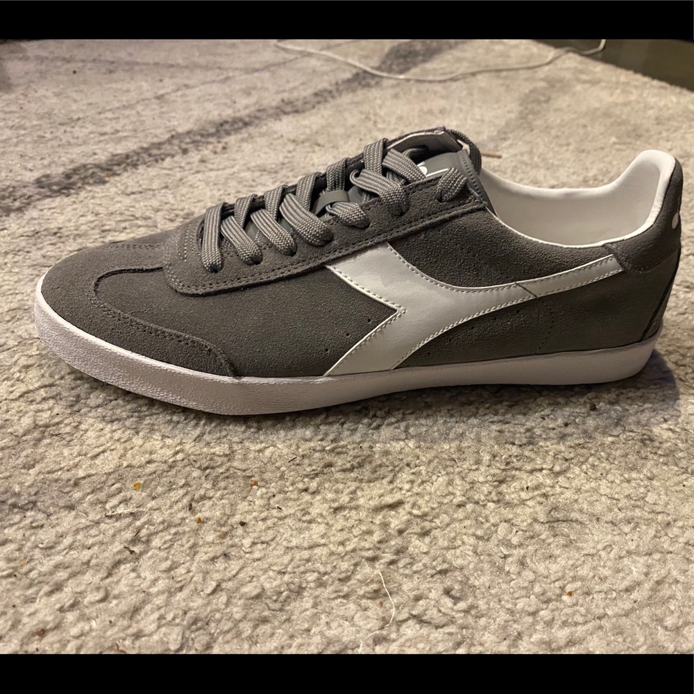 Diadora Casual Shoes Ice Grey sz 11.5